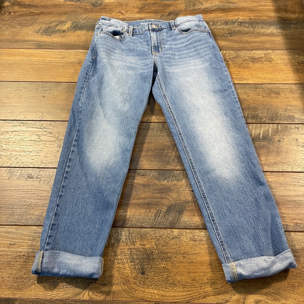 Old Navy Wow Boyfriend Jeans Womens 4 Mid Rise Medium Wash Denim Cuffed Relaxed